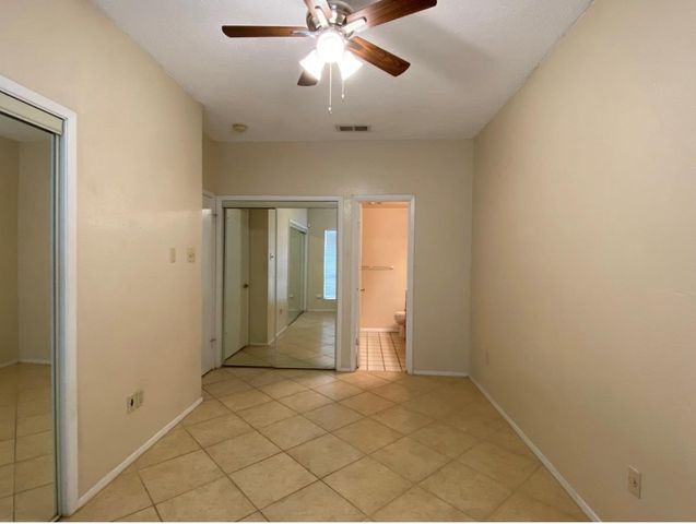 806 W 24th ST 119, Austin, TX 78705