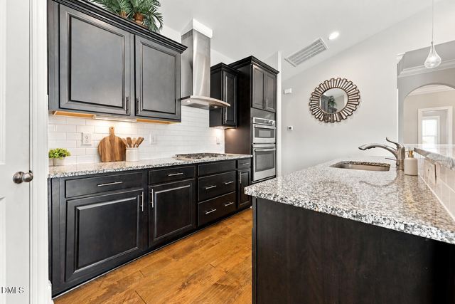 424 Kings Glen Way, Wake Forest, NC 27587