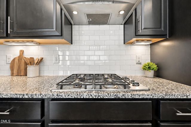 424 Kings Glen Way, Wake Forest, NC 27587