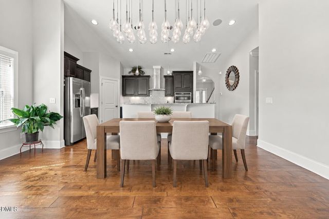 424 Kings Glen Way, Wake Forest, NC 27587