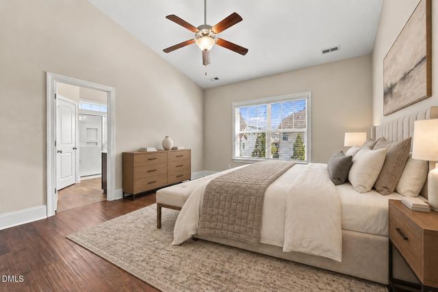 424 Kings Glen Way, Wake Forest, NC 27587