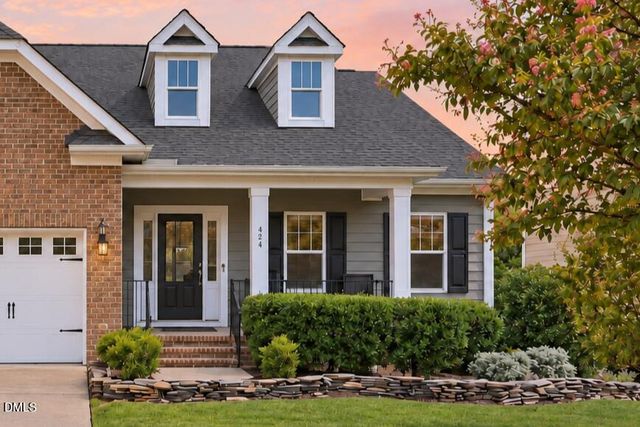 424 Kings Glen Way, Wake Forest, NC 27587