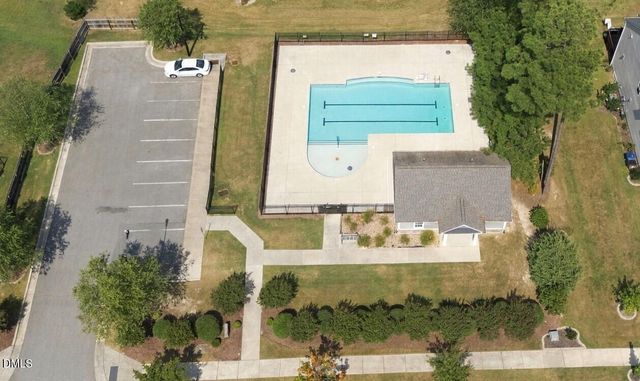 424 Kings Glen Way, Wake Forest, NC 27587