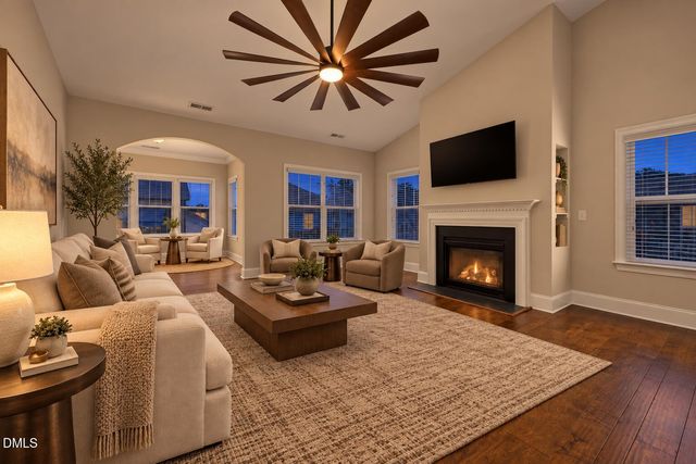424 Kings Glen Way, Wake Forest, NC 27587