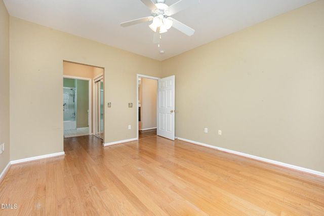 8041 Allyns Landing Way 101, Raleigh, NC 27615