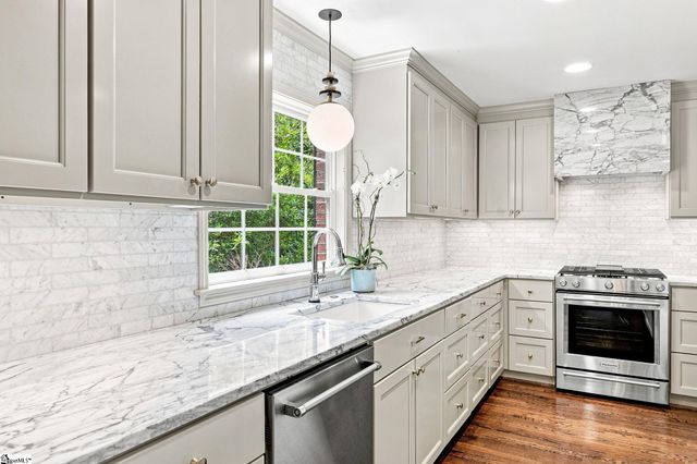 512 Byrd Boulevard, Greenville, SC 29605