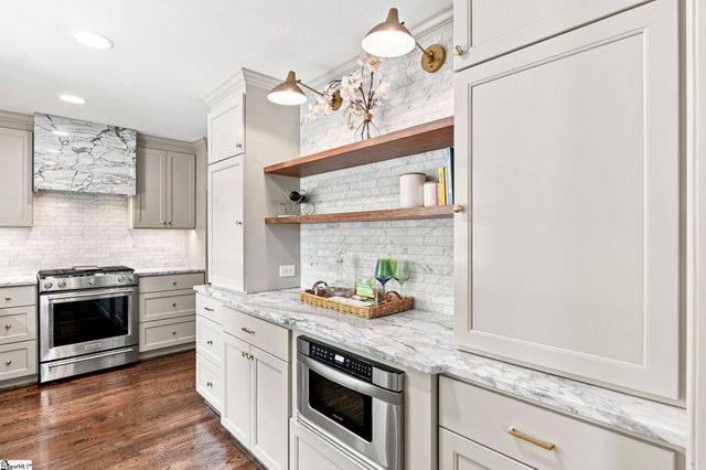 512 Byrd Boulevard, Greenville, SC 29605