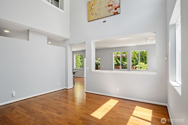 27579 214th Avenue SE, Maple Valley, WA 98038