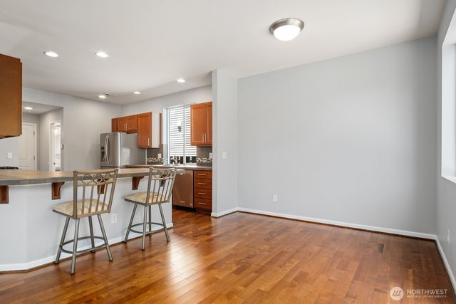 27579 214th Avenue SE, Maple Valley, WA 98038