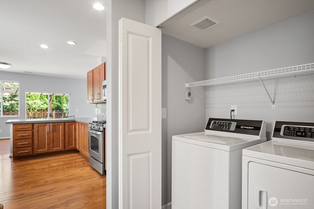 27579 214th Avenue SE, Maple Valley, WA 98038
