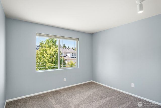 27579 214th Avenue SE, Maple Valley, WA 98038