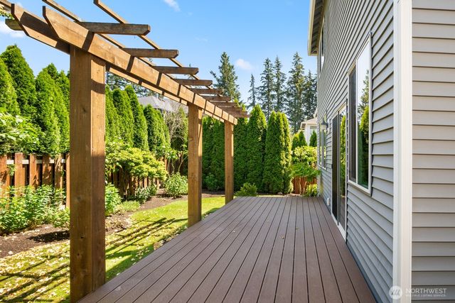 27579 214th Avenue SE, Maple Valley, WA 98038
