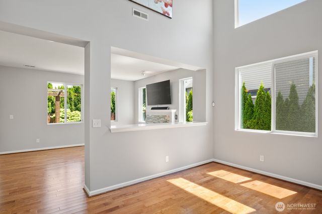 27579 214th Avenue SE, Maple Valley, WA 98038