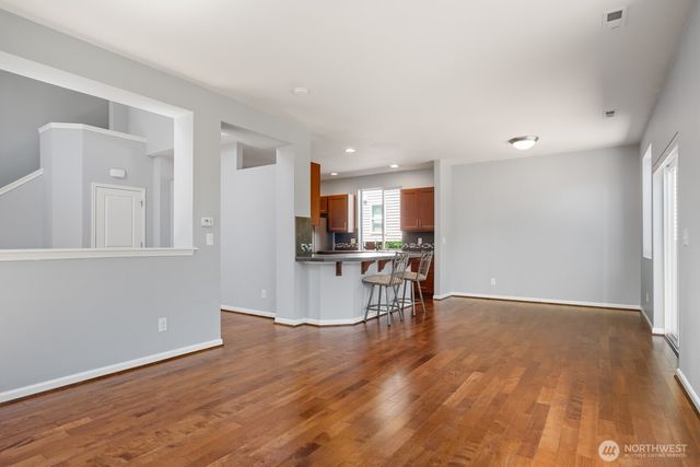 27579 214th Avenue SE, Maple Valley, WA 98038