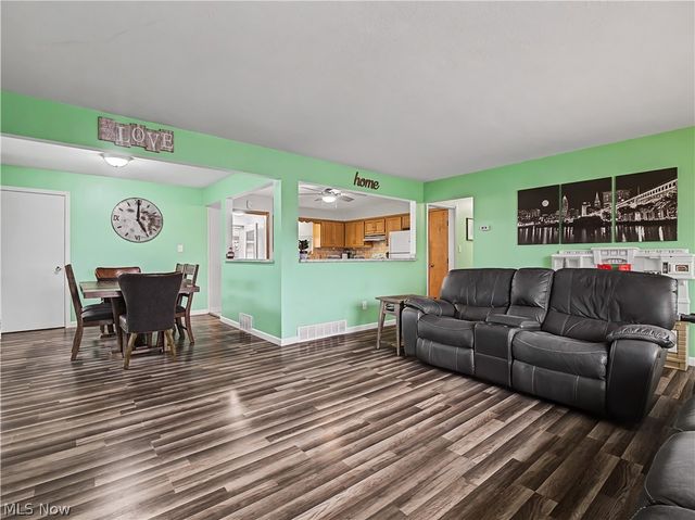 6886 Lynett Drive, Parma, OH 44129