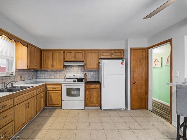 6886 Lynett Drive, Parma, OH 44129