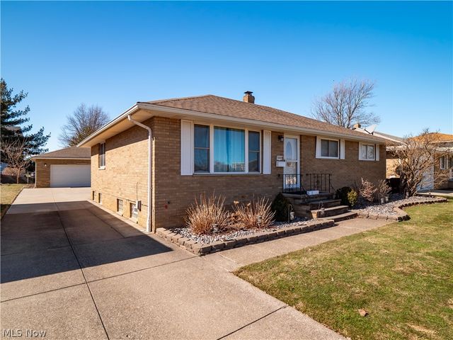 6886 Lynett Drive, Parma, OH 44129