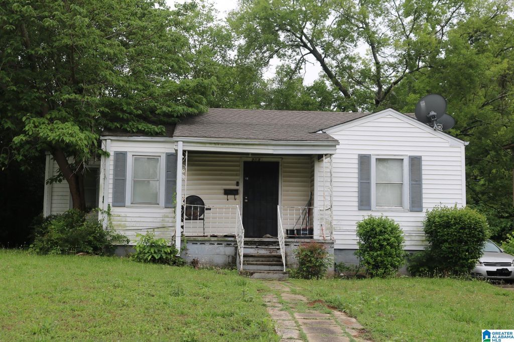 2031 PRINCETON AVENUE SW, Birmingham, AL 35211