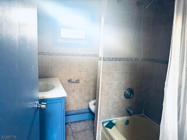 28 Silzer Ave, Woodbridge Twp., NJ 08830