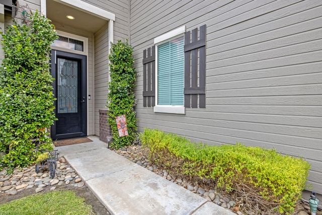 2073 Sundance Ave, Manteca, CA 95337