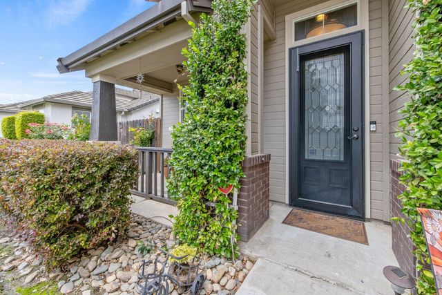 2073 Sundance Ave, Manteca, CA 95337