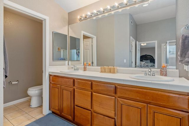 2073 Sundance Ave, Manteca, CA 95337