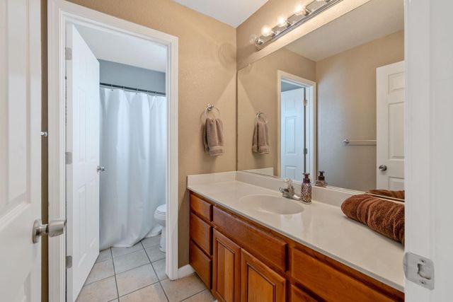 2073 Sundance Ave, Manteca, CA 95337