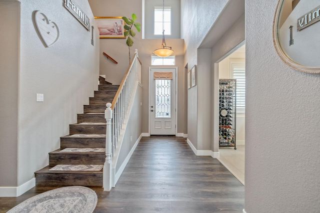 2073 Sundance Ave, Manteca, CA 95337