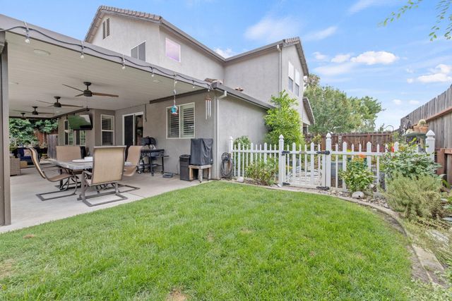 2073 Sundance Ave, Manteca, CA 95337