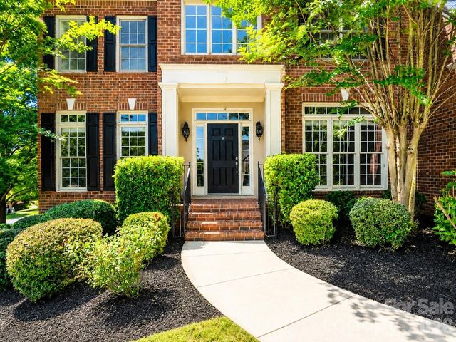 7010 Stanbury Drive, Matthews, NC 28104