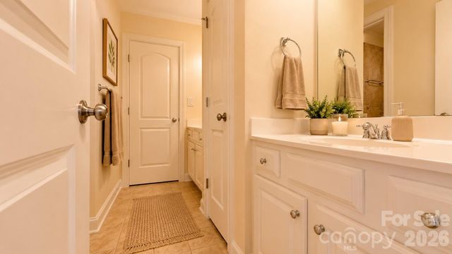 7010 Stanbury Drive, Matthews, NC 28104