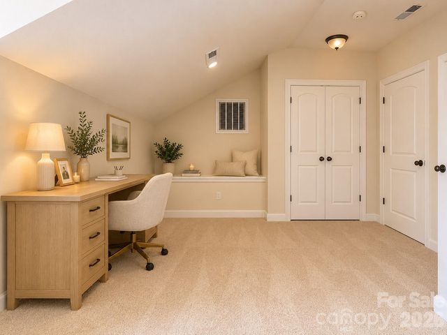 7010 Stanbury Drive, Matthews, NC 28104