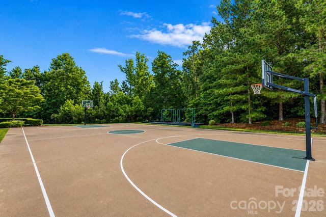 7010 Stanbury Drive, Matthews, NC 28104