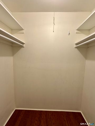 100 York Street 3J, New Haven, CT 06511