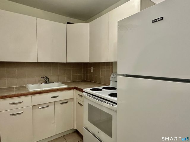 100 York Street 3J, New Haven, CT 06511