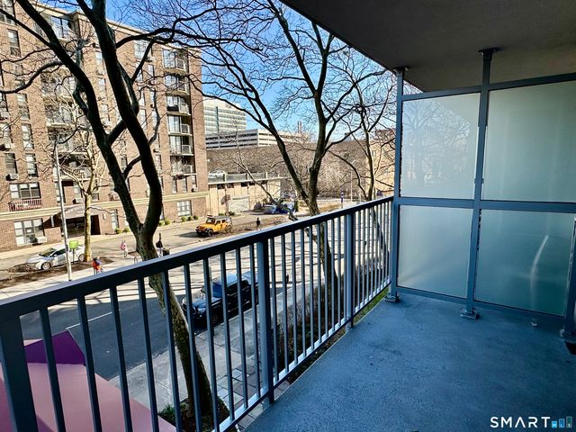 100 York Street 3J, New Haven, CT 06511