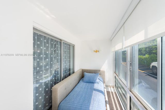 251 Galen Dr 115E, Key Biscayne, FL 33149