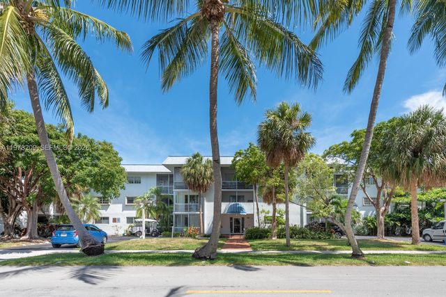 251 Galen Dr 115E, Key Biscayne, FL 33149