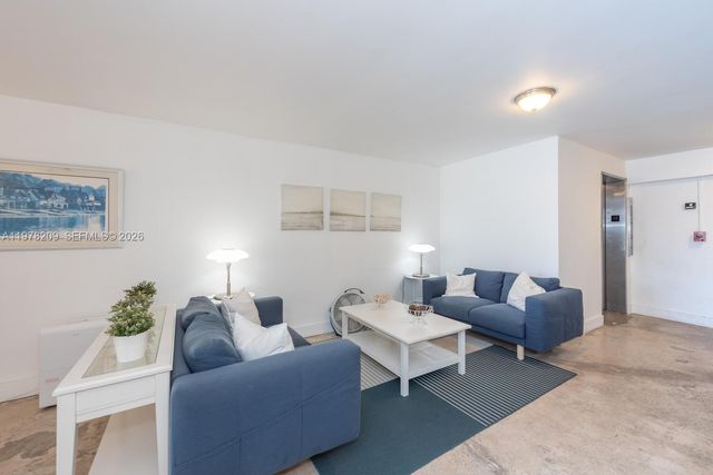 251 Galen Dr 115E, Key Biscayne, FL 33149