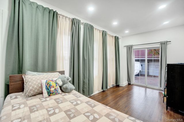 810 Wallace Avenue, Baldwin, NY 11510