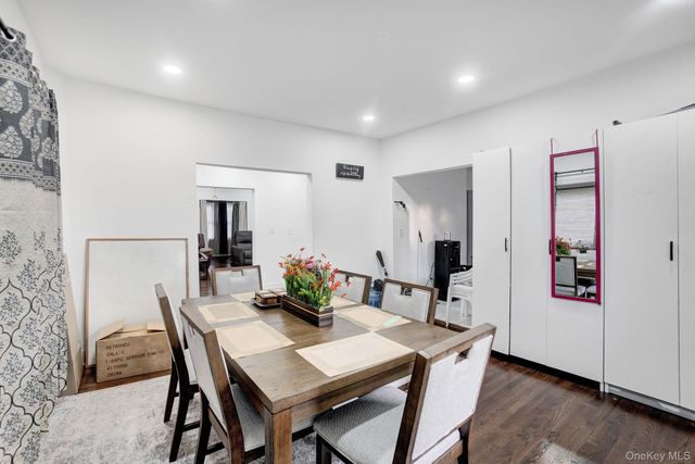 810 Wallace Avenue, Baldwin, NY 11510