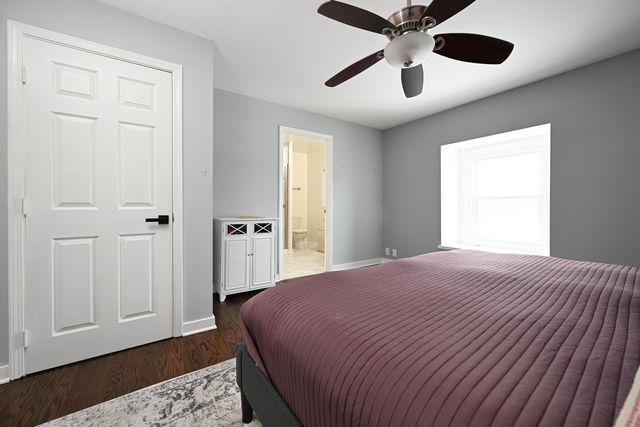 360 Erie Circle, Bloomingdale, IL 60108