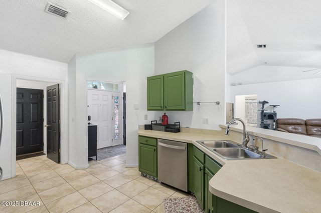 36 Lema Lane, Palm Coast, FL 32137