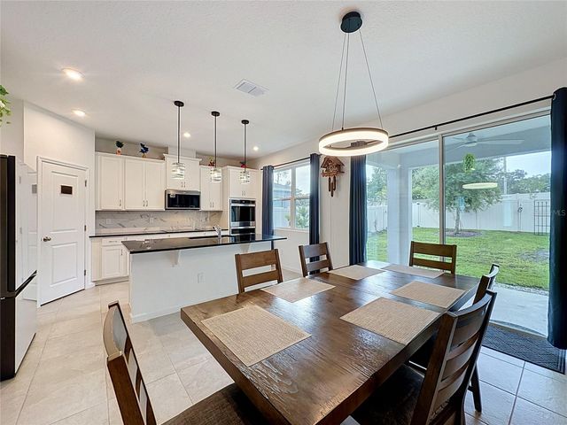 900 HONEY PETAL LANE, Deland, FL 32720