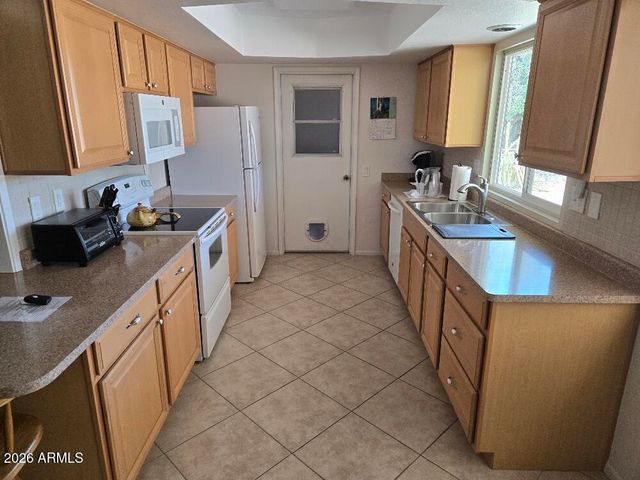 10838 W ACACIA Drive, Sun City, AZ 85373