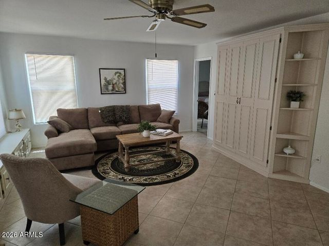 10838 W ACACIA Drive, Sun City, AZ 85373
