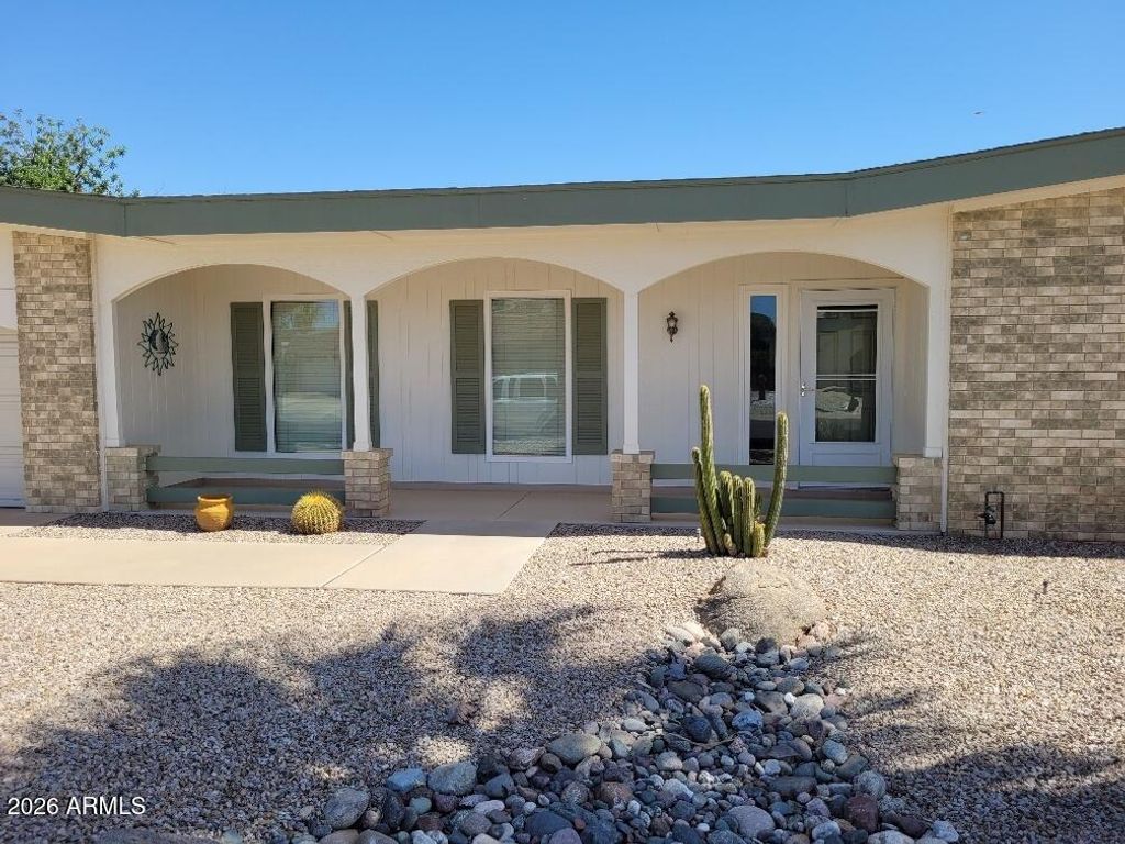 10838 W ACACIA Drive, Sun City, AZ 85373