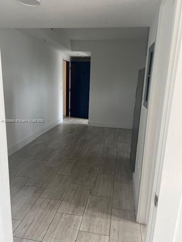 2162 SW 14th Ter 212, Miami, FL 33145