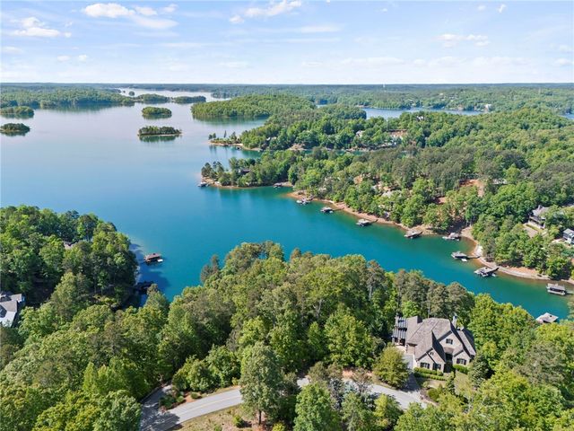 132 S Falls Road, Sunset, SC 29685