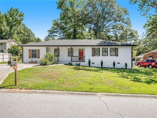 5425 WESTFORD Circle, Atlanta, GA 30349